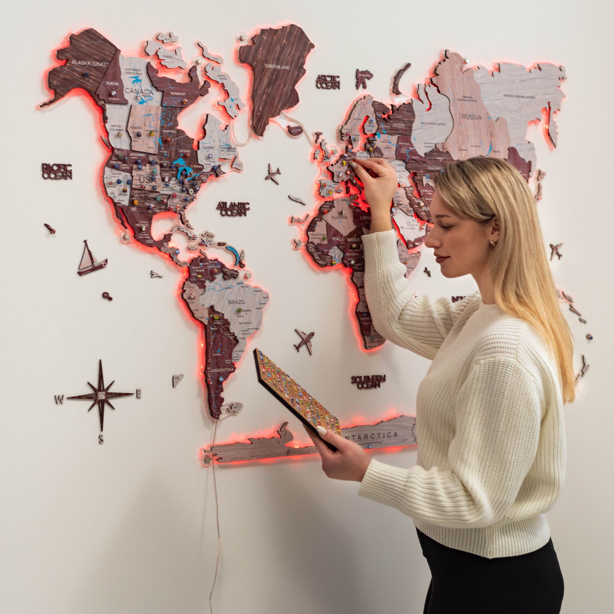 3D Luminous LED Colored World Map