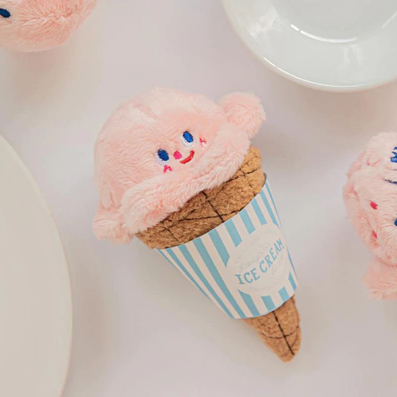 Pets Can Smell And Make Sounds To Relieve Boredom By Grinding Their Teeth. Paper Dogs And Cats Hide Ice Cream Toys
