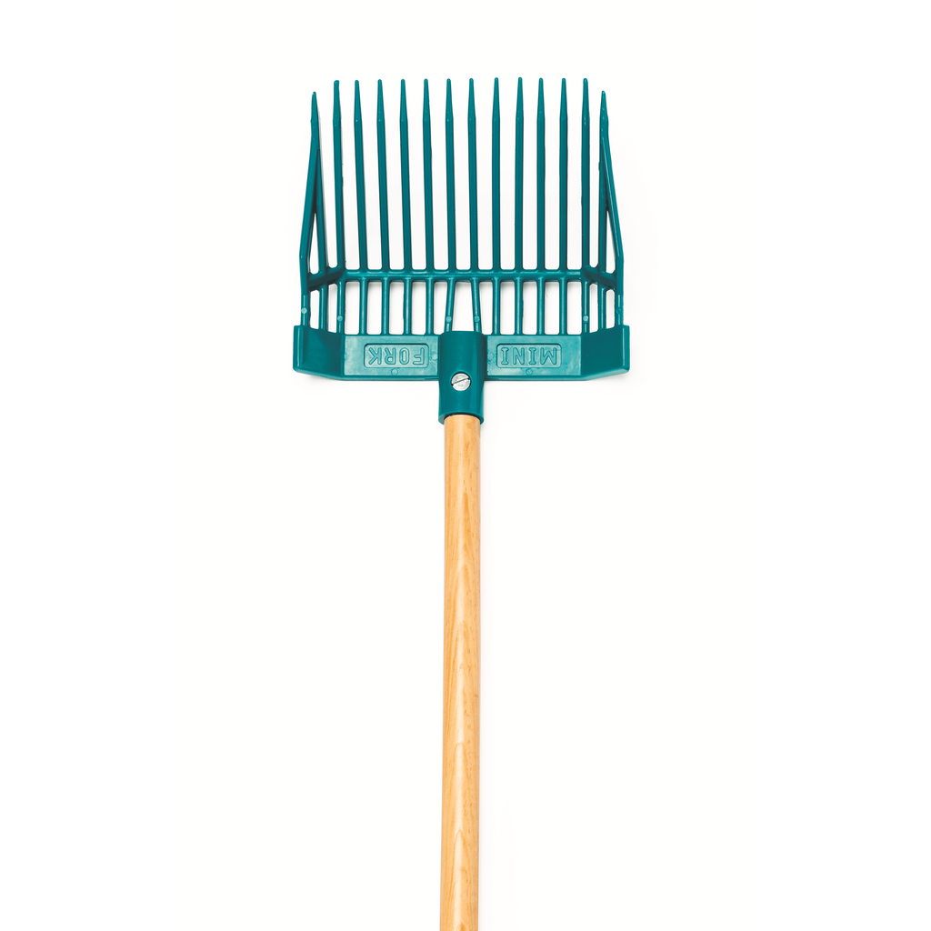 KD-140 Kiddie Fork | Compact Stall Fork for Kids, Trailers & Quick Cleanup